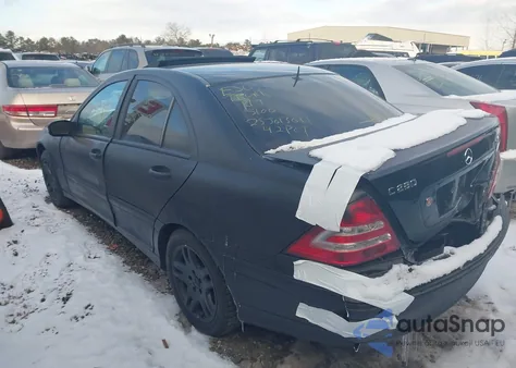 2006 Mercedes-Benz C 280 Luxury 4Matic z USA, uszkodzony, nr VIN WDBRF92J66F812391
